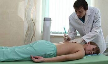 blokada osteochondrozy kręgosłupa szyjnego